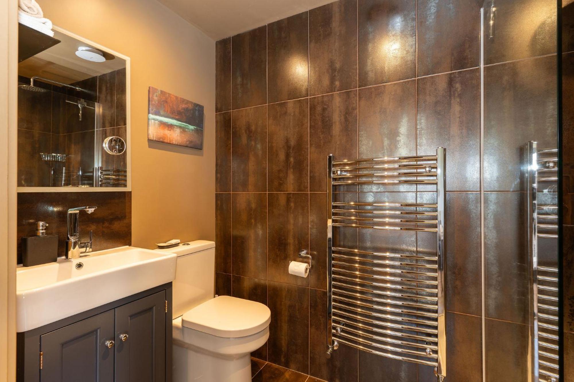 Couette-café Waterfield House 4*
