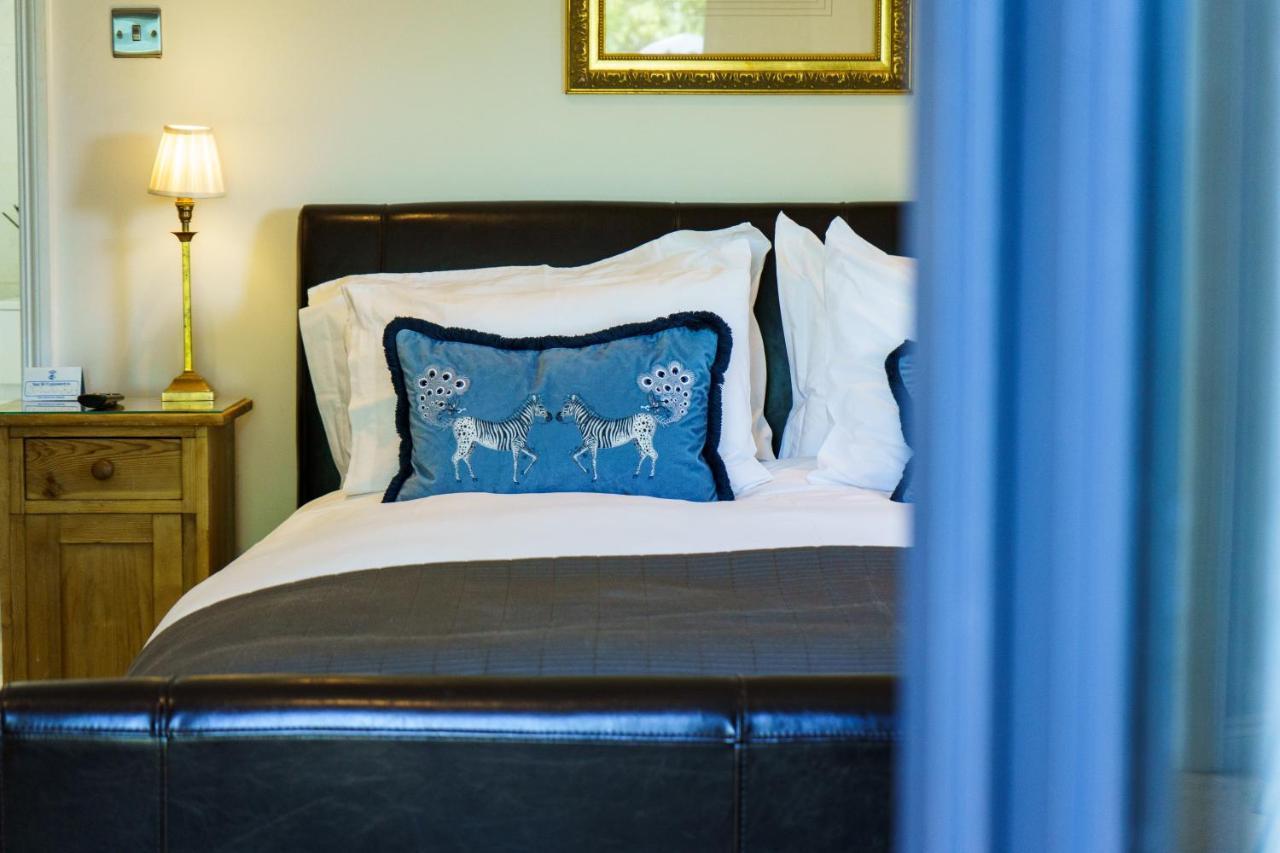 Waterfield House 4*